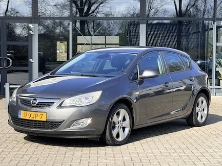 Opel Astra 0
