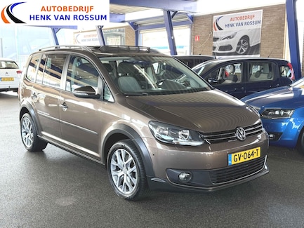 Volkswagen Touran 0