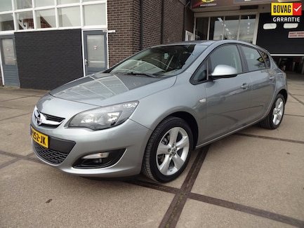 Opel Astra 0