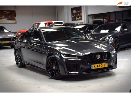 Jaguar XE 0