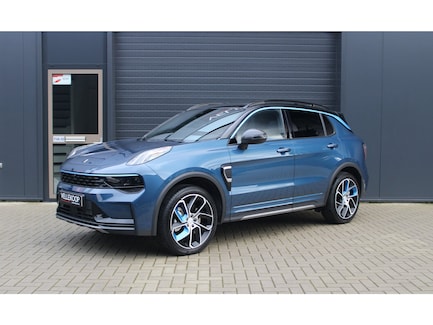 Lynk & Co 01 0