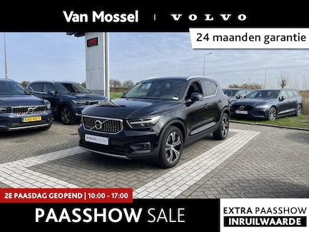 Volvo XC40 0