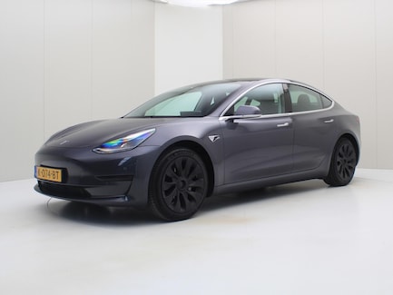 Tesla Model 3 0