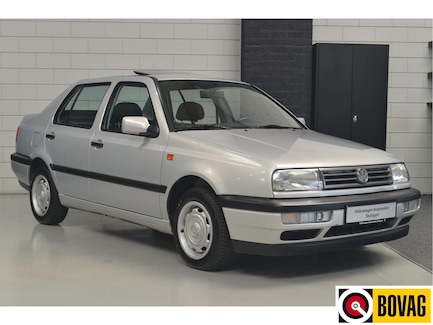 Volkswagen Vento 0