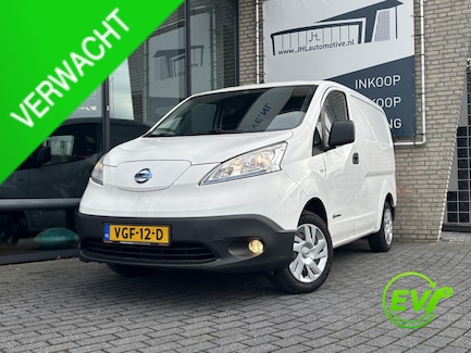 Nissan E-NV200 0