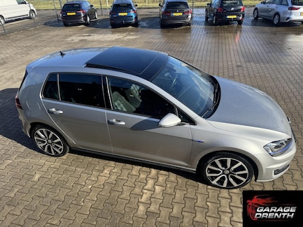 Volkswagen Golf 0