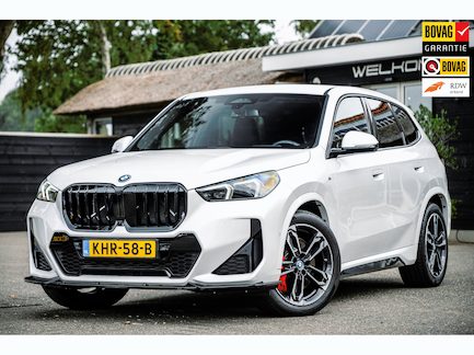 BMW iX1 0