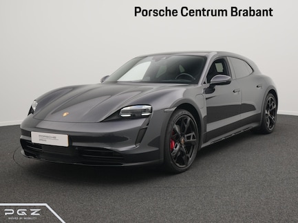 Porsche Taycan Cross Turismo 0