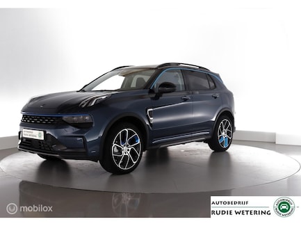 Lynk & Co 01 0