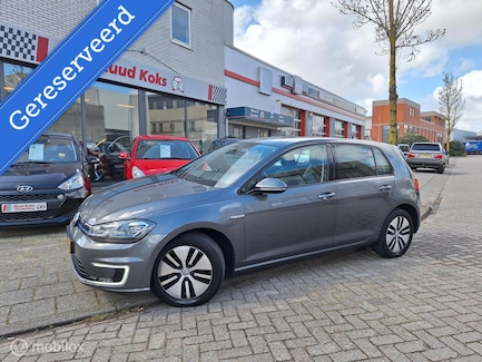 Volkswagen E-Golf 0