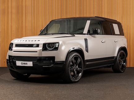 Land Rover Defender 0