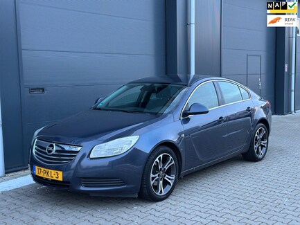 Opel Insignia 0