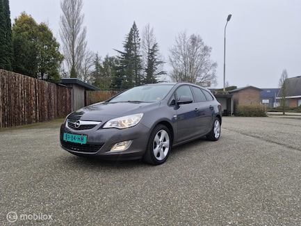 Opel Astra 0