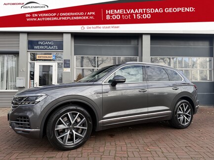Volkswagen Touareg 0