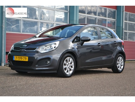 Kia Rio 0