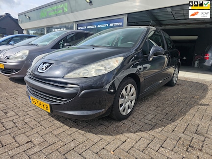 Peugeot 207 0