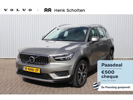 Volvo XC40 0