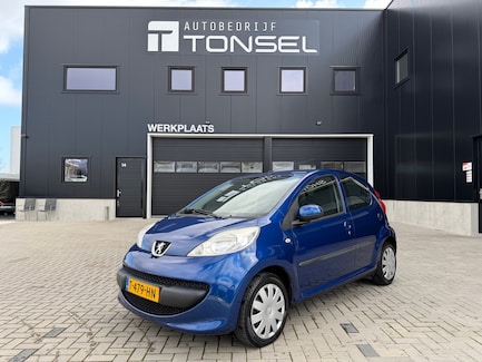 Peugeot 107 0
