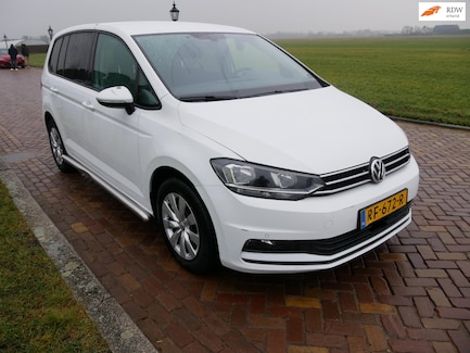 Volkswagen Touran 0