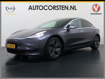 Tesla Model 3 0