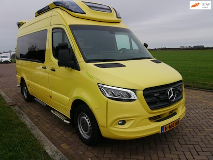 Mercedes-Benz Sprinter Ambulance 0