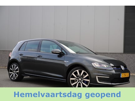 Volkswagen Golf 0