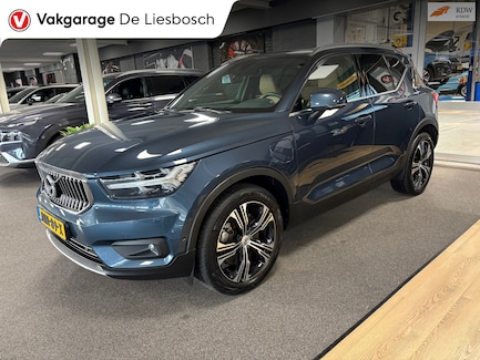 Volvo XC40 0