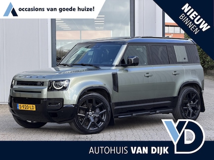 Land Rover Defender 0