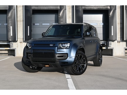 Land Rover Defender 0