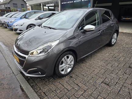 Peugeot 208 0