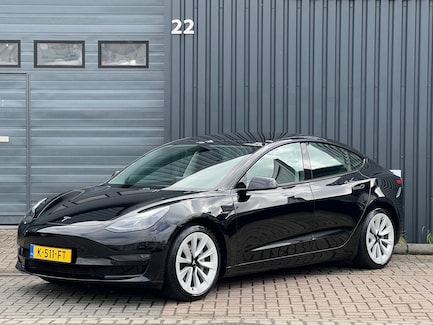 Tesla Model 3 0