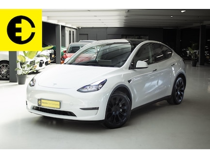 Tesla Model Y 0