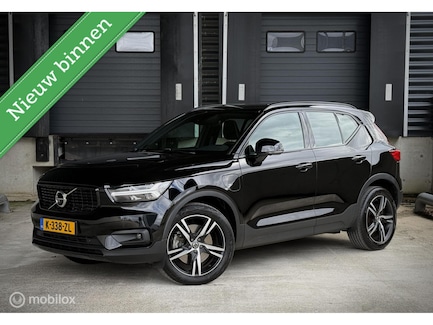 Volvo XC40 0