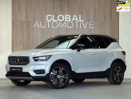 Volvo XC40 0