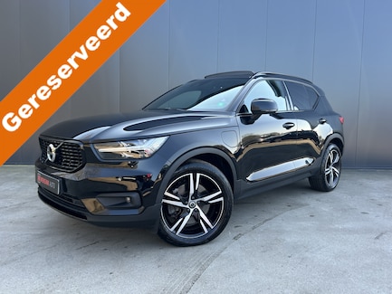 Volvo XC40 0