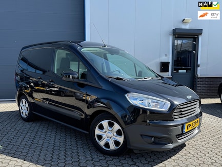 Ford Transit Courier 0