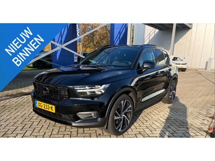 Volvo XC40 0