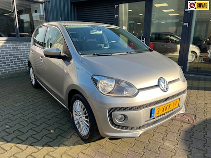 Volkswagen Up! 0
