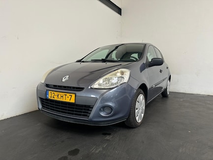 Renault Clio 0