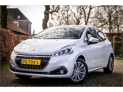 Peugeot 208 0
