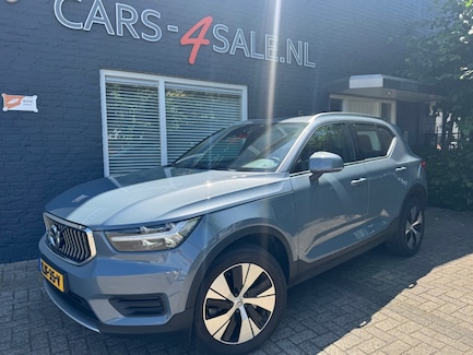 Volvo XC40 0