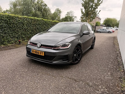 Volkswagen Golf 0