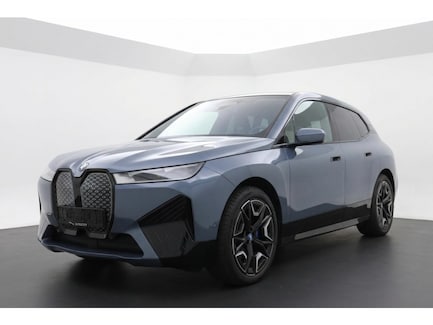 BMW iX 0