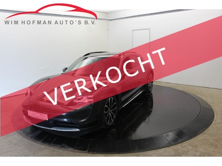 Porsche Taycan Cross Turismo 0