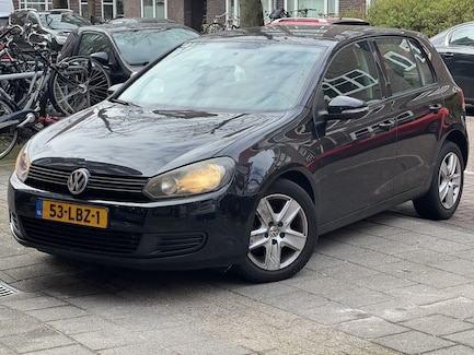 Volkswagen Golf 0