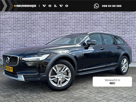 Volvo V90 Cross Country 0