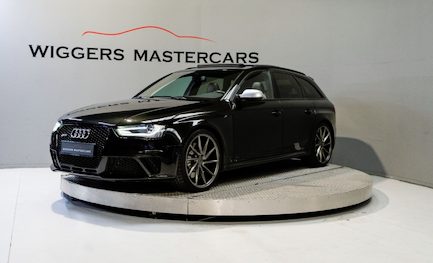 Audi RS4 0