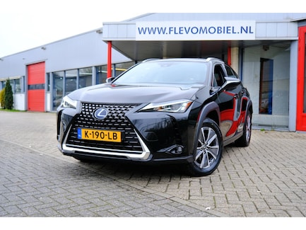 Lexus UX 0