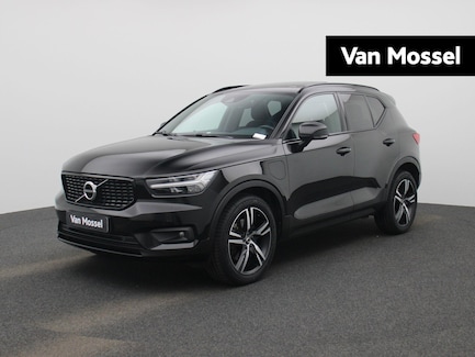 Volvo XC40 0