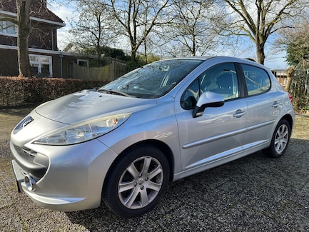 Peugeot 207 0